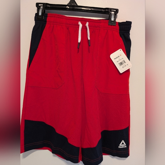 Teens Short - Picture 3 of 3